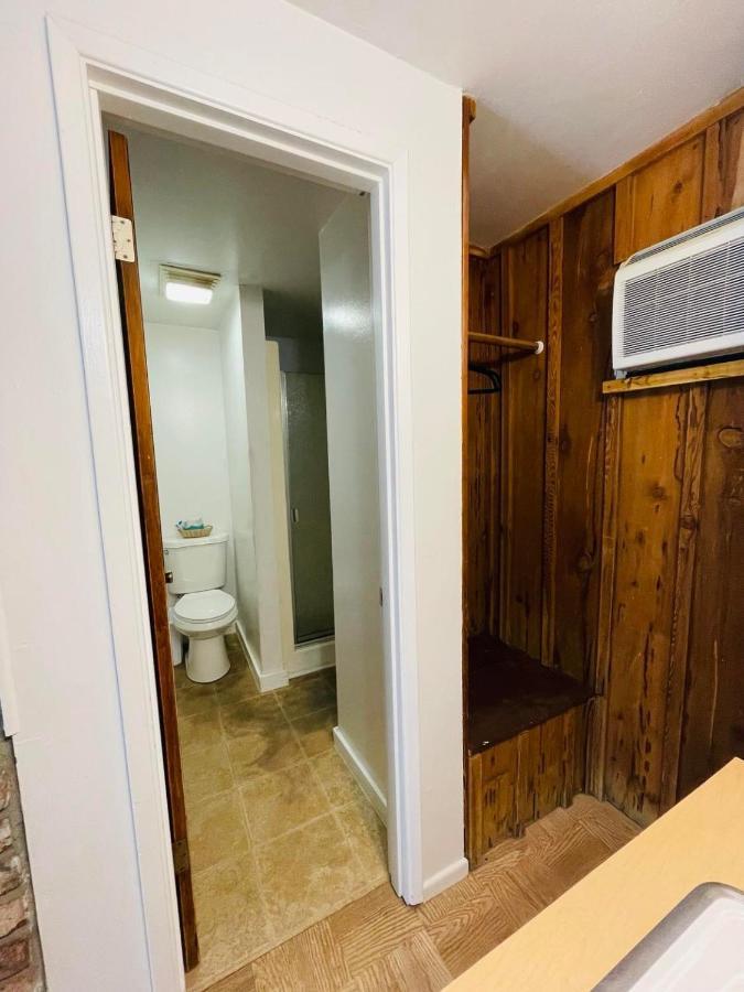 Shady Cove Riverfront Lodging מראה חיצוני תמונה