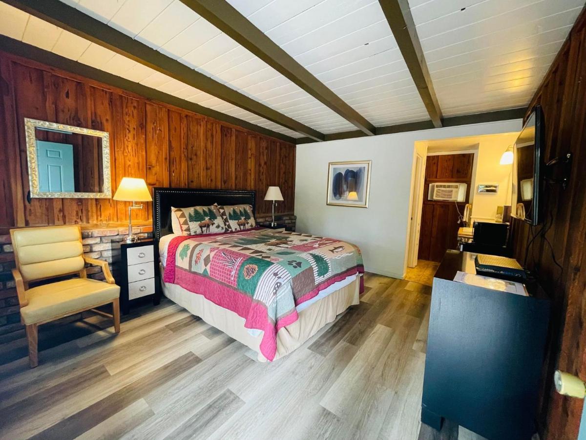 Shady Cove Riverfront Lodging מראה חיצוני תמונה