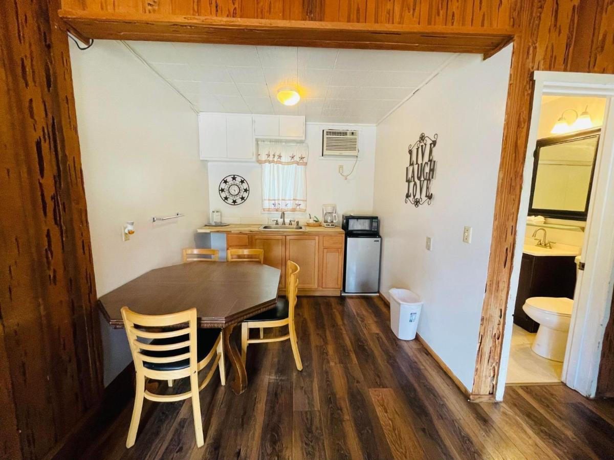 Shady Cove Riverfront Lodging מראה חיצוני תמונה