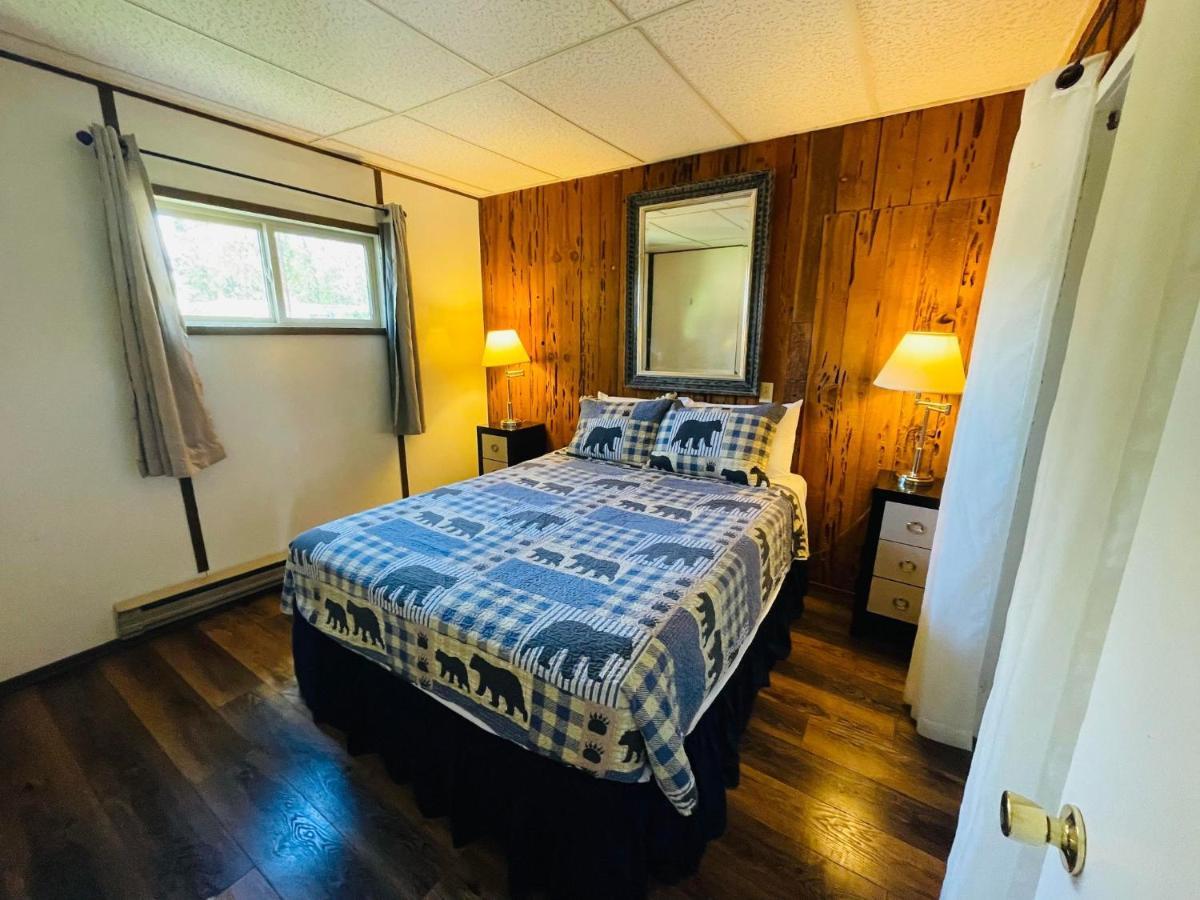 Shady Cove Riverfront Lodging מראה חיצוני תמונה