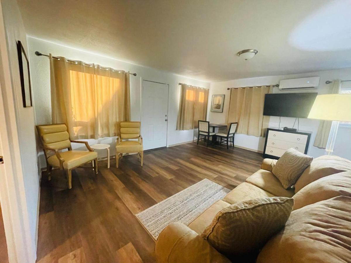 Shady Cove Riverfront Lodging מראה חיצוני תמונה