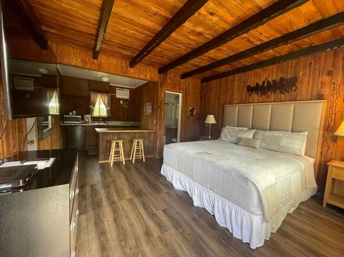 Shady Cove Riverfront Lodging מראה חיצוני תמונה